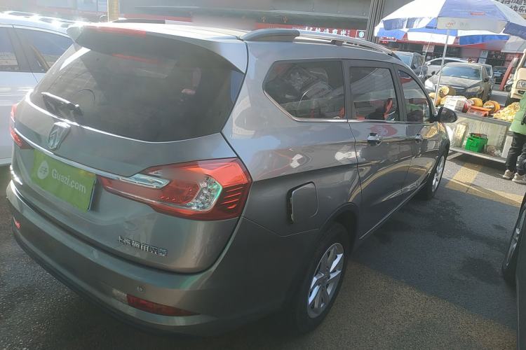 Used Baojun 310W 2017 1.5L Manual Fashion Model China V
