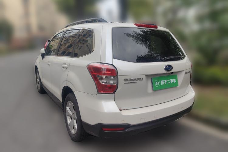 Used Subaru Forester 2014 2.0i Automatic Luxury Edition Rear Left 45 Deg