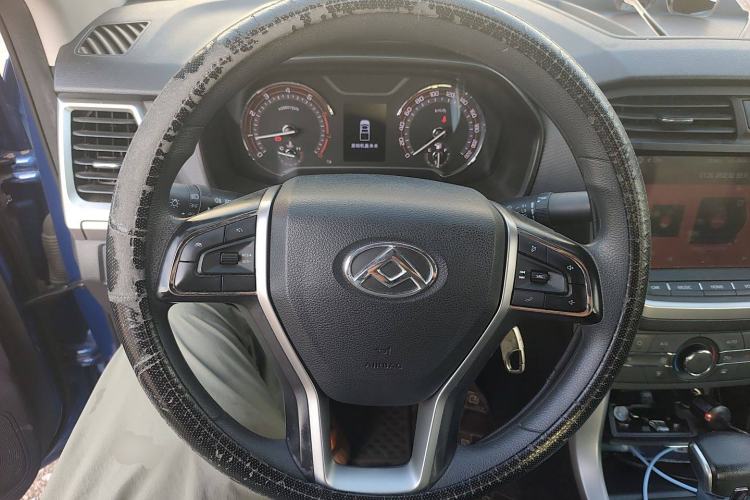 Used SAIC MAXUS T60 2017 2.0T Gasoline Automatic 4x4 High-Ride Elite Standard Cabin
