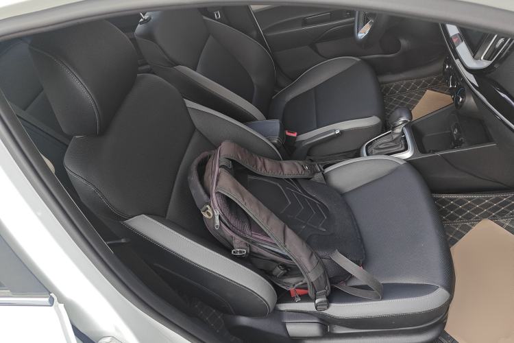 Used Kia kx1 Stonic 2021 1.4L CVT Fun Edition
