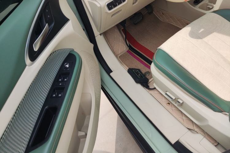 Used ORA Good Cat 2022 400km Standard Range Premium Version Lithium Iron Phosphate Driver Seat