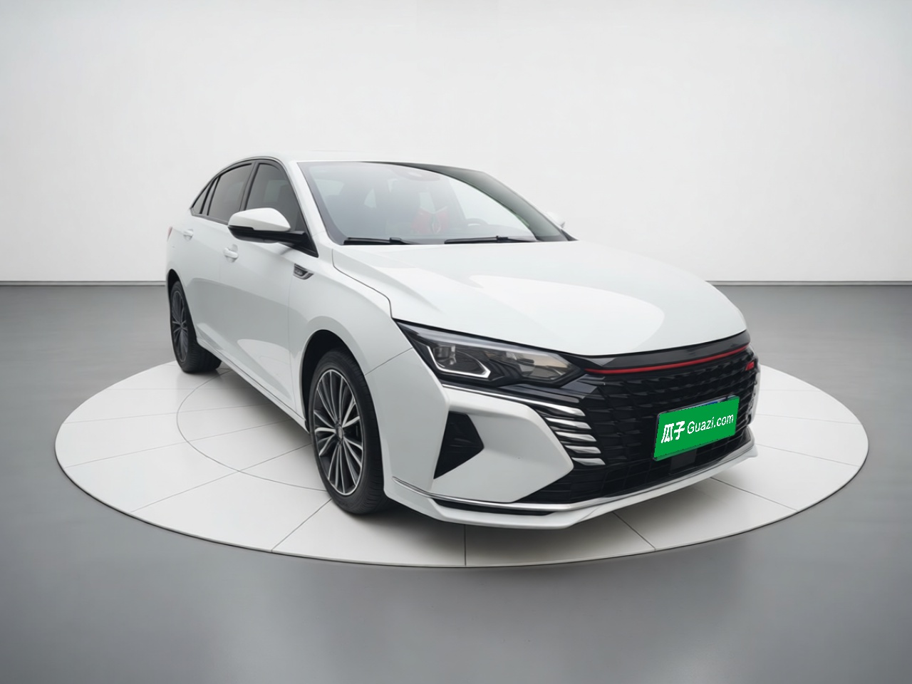 Dongfeng Aeolus Yixuan MAX 2023 1.5T Super-Powered Dad Edition — снимка 3