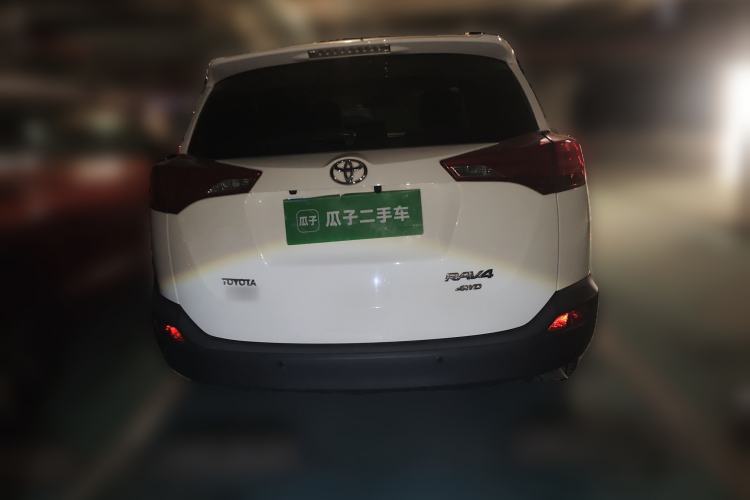 Used Toyota RAV4 2013 2.0L CVT Four-Wheel Drive New Edition