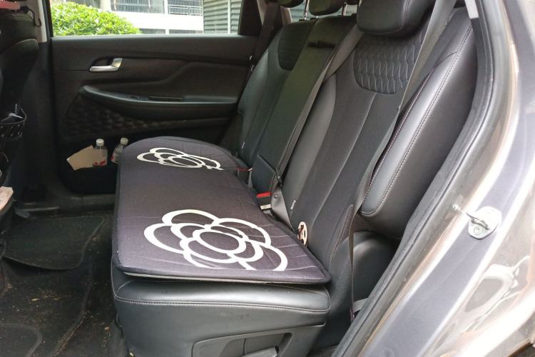 Used Hyundai Santa Fe 2019 380 TGDi DLX Automatic 2WD Prestige Edition China V Emission Standard Left Rear Seat