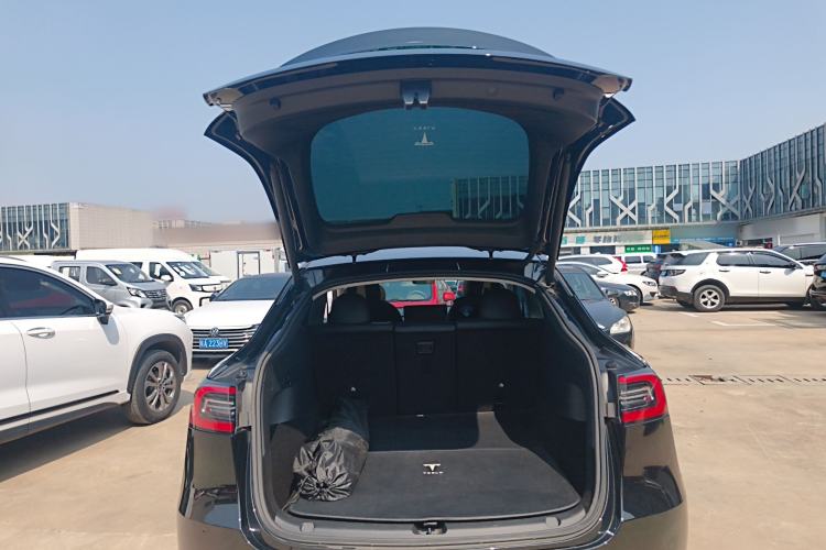 Used Tesla Model Y 2021 Standard Range Rear-Wheel Drive Version
