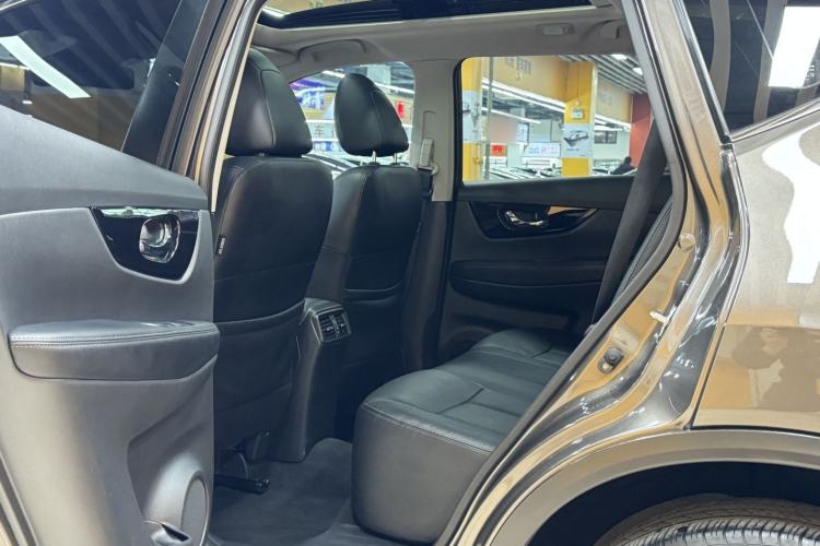 Used Nissan X-Trail 2019 2.0L CVT Smart Connect Comfort Edition 2WD