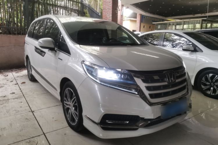 Used Honda Elysion 2019 2.0L Hybrid Luxury Edition Front Right 45 Deg