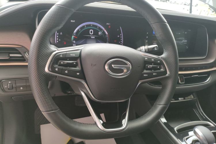 Used GAC Trumpchi GA6 2022 270T Automatic Luxury Edition Steering Wheel