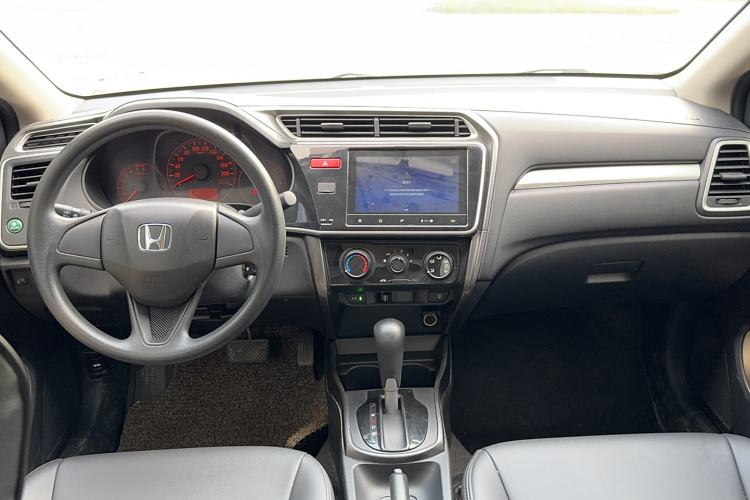 Used Honda Greiz 2016 1.5L CVT Classic Edition
