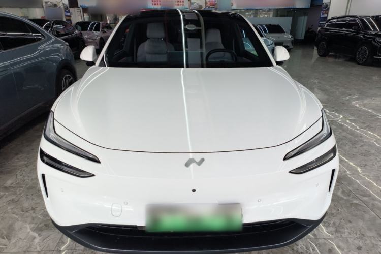 Used ONVO L60 2024 60 kWh Rear-Drive Version Front