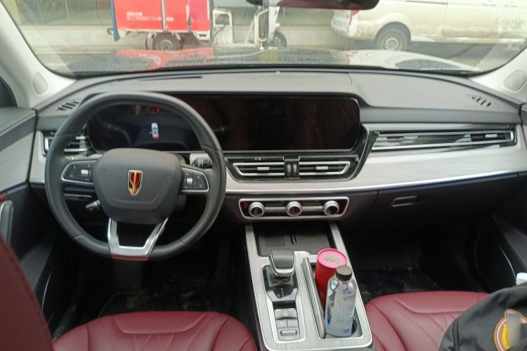 Used Hongqi HS5 2025 2.0T All-Wheel-Drive Flagship Pro Edition Center Console