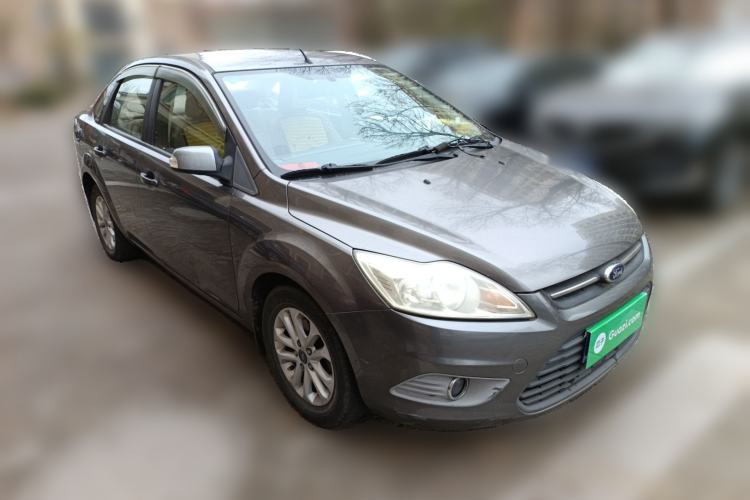Used Ford Focus 2013 Sedan Classic 1.8L Manual Base Model
