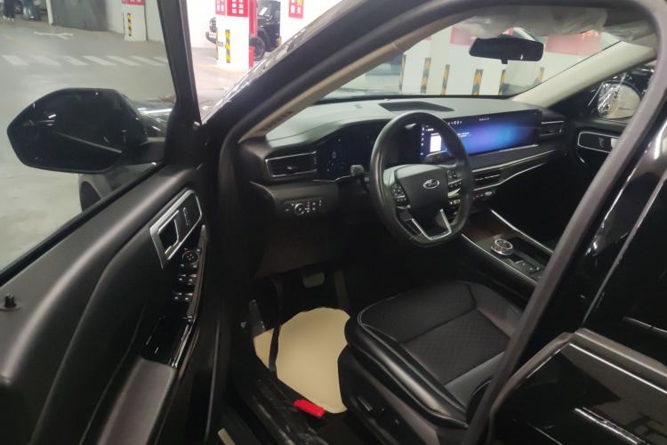 Used Ford Explorer 2023 EcoBoost 285 Rear-Drive Stylish Edition 6 Seats Driver Seat