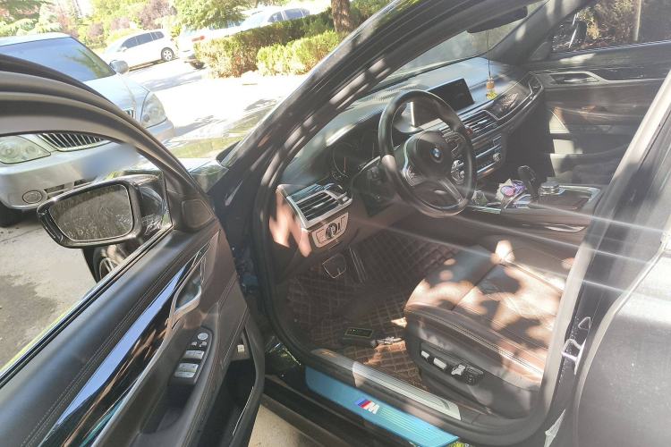 Used BMW 7 Series 2018 740Li M Sport Package Leading Model