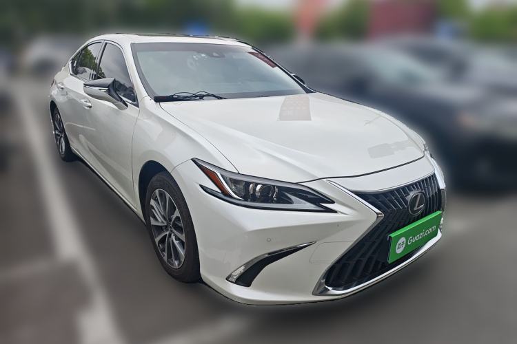Used Lexus ES 2022 300h Excellence Edition