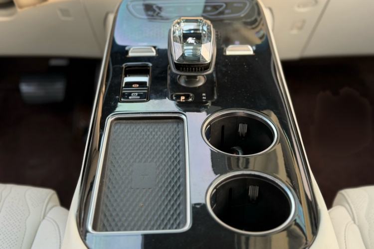 Used FORTHING Xinghai V9 2024 1.5TD 200km Qingyunti Series Premium Version Gear Lever