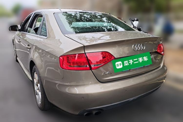 Used Audi A4L 2012 2.0 TFSI automatic standard version