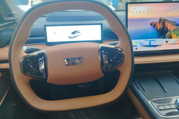 Used Geely Galaxy Galaxy 8 2025 130km EM-i Flagship Edition
