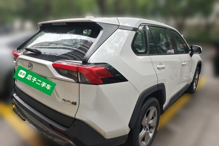 Used Toyota RAV4 2021 2.0L CVT Two-Wheel Drive Fashion PLUS Edition