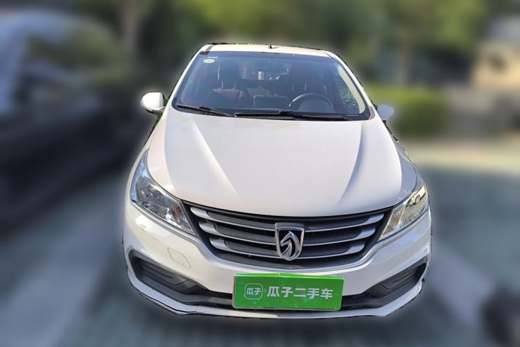 Used Baojun 310 2016 1.2L manual Comfort trim level
