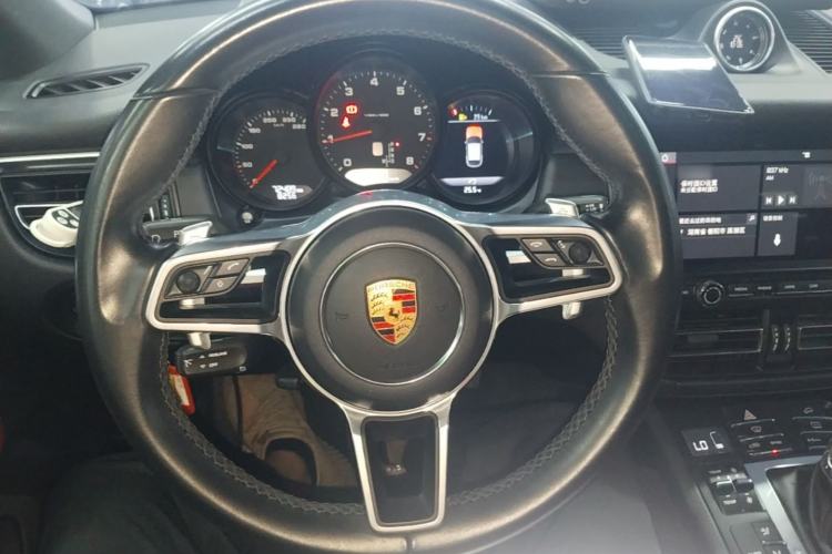Used Porsche Macan 2018 Macan 2.0T Steering Wheel