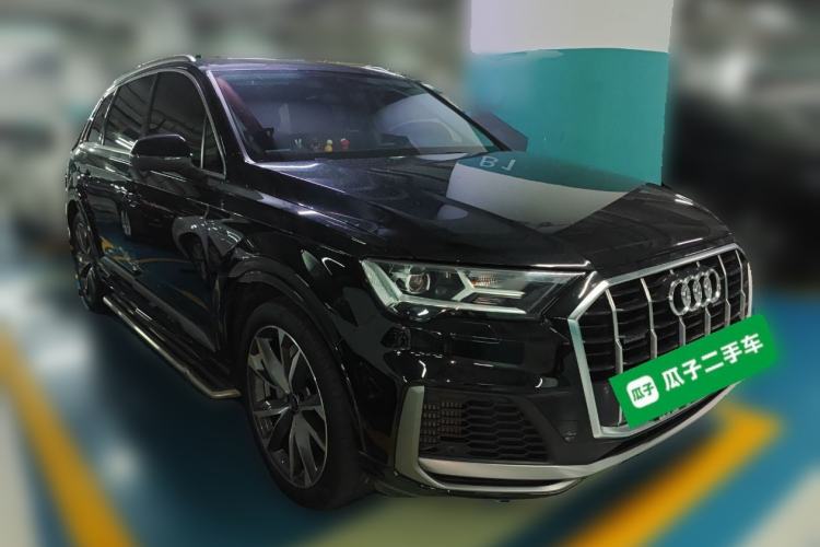 Used Audi Q7 2022 55 TFSI quattro S line Sport model
