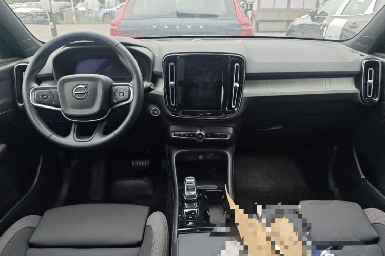 Used Volvo XC40 2024 B3 Zhiyuan Luxury Edition
