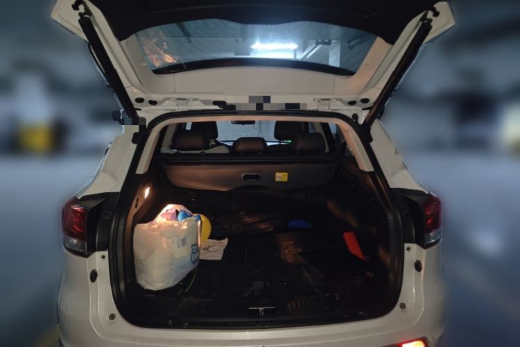 Used Hanteng X7 2016 2.0T DCT Luxury Edition Trunk