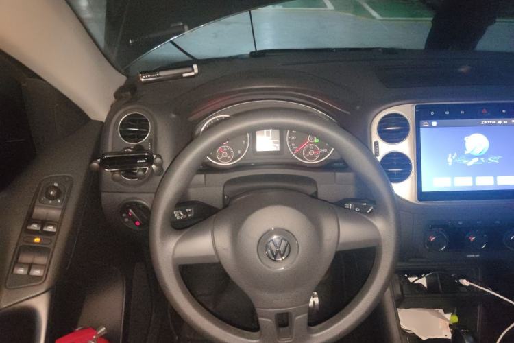 Used Volkswagen Tiguan 2016 280TSI Automatic Two-Wheel-Drive Silk Road Style Edition Steering Wheel