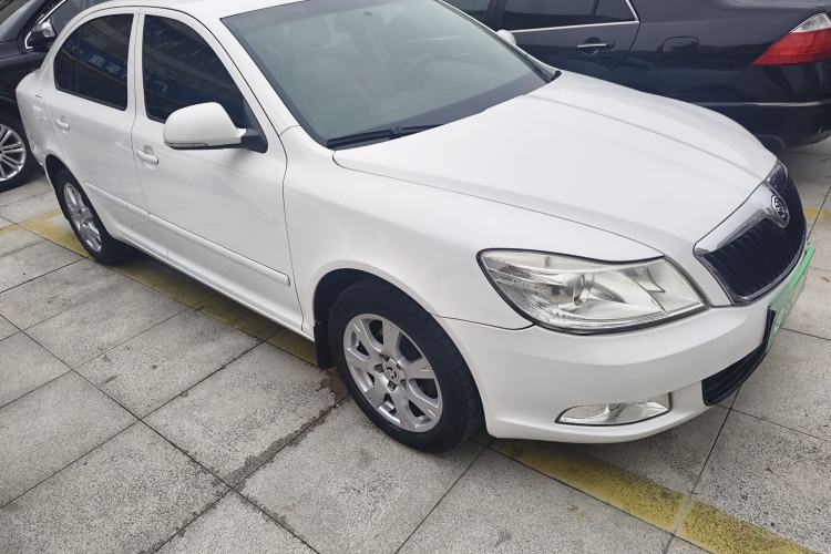 Used Skoda Octavia 2015 Classic Model 1.6L Automatic Yijie Version Exterior 1