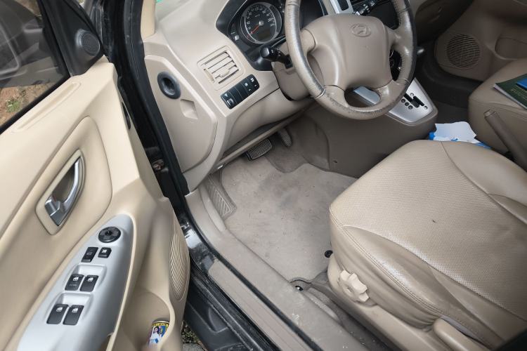 Used Hyundai Tucson 2009 2.0L Automatic Two-Wheel Drive with Sunroof