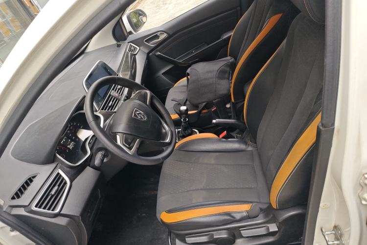 Used Baojun 310 2017 1.5L Manual Fashion Model Left Front Seat