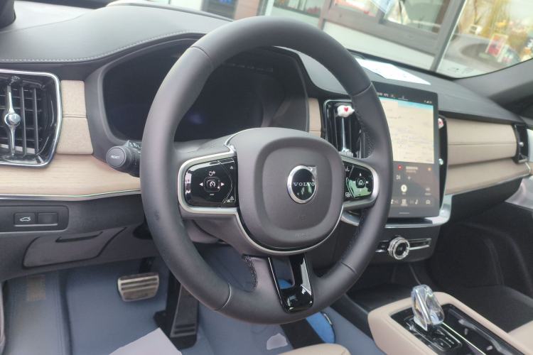 Used Volvo XC90 New Energy 2025 T8 Luxury Prestige 7-Seater
