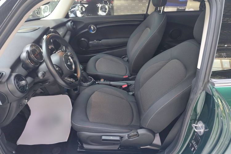 Used MINI MINI 2014 1.5T COOPER Fun
