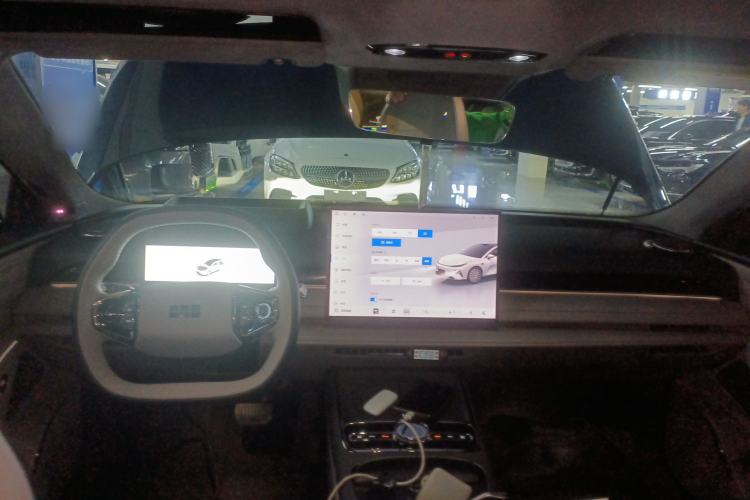 Used Geely Galaxy 8 2025 130km EM-P Starship Edition Center Console