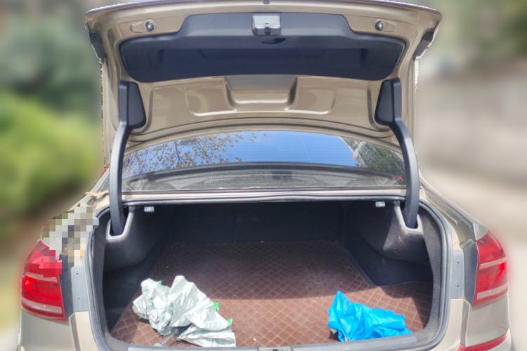 Used Volkswagen Passat 2016 330TSI DSG Prestige Edition Trunk