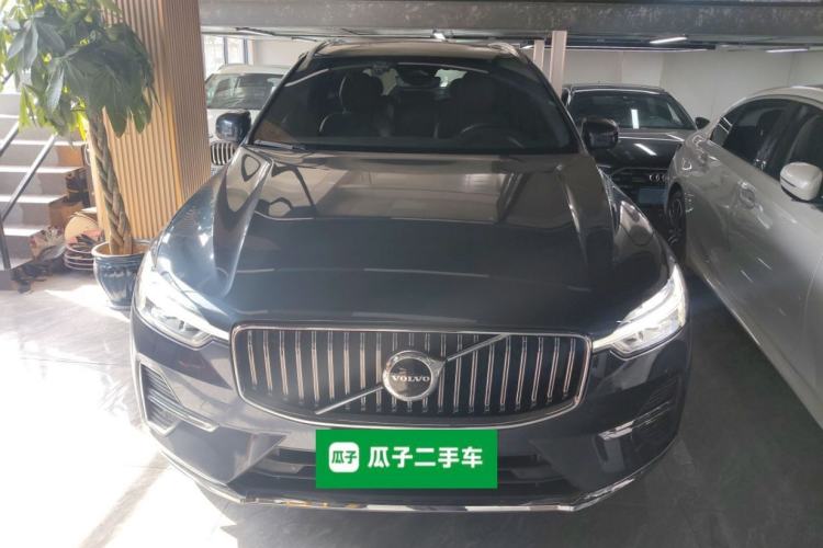 Used Volvo XC60 2022 B5 4x4 Smart Luxury Edition