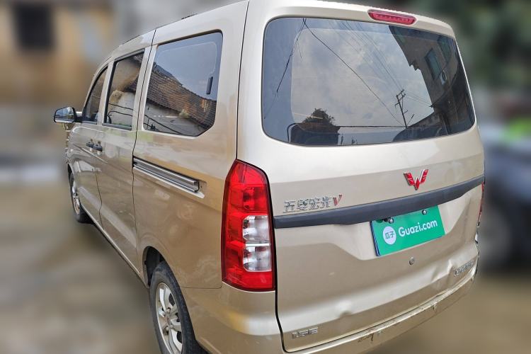 Used Wuling Hongguang V 2021 1.5L Jingqu Version LAR
