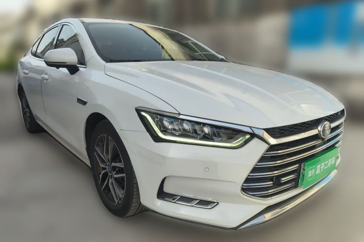 Used BYD Qin Pro New Energy 2018 DM 1.5TI Automatic Smart Connect Enjoyment Model Front Right 45 Deg