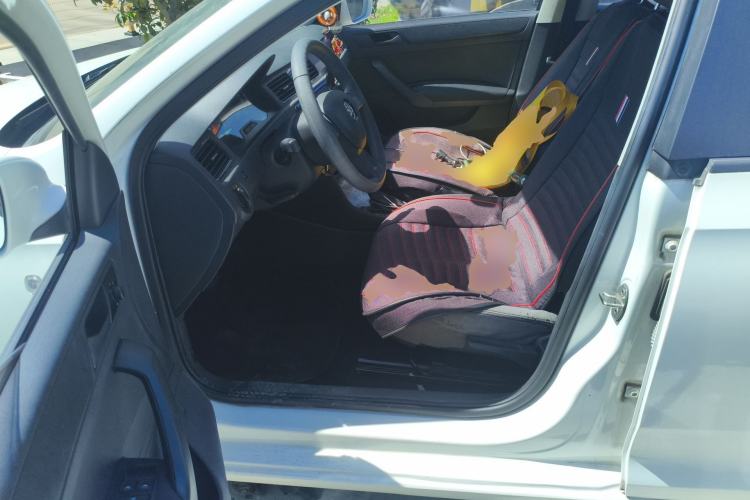 Used Skoda Rapid Spaceback 2016 Revised Version 1.6L Automatic Front-Drive Edition Driver Seat