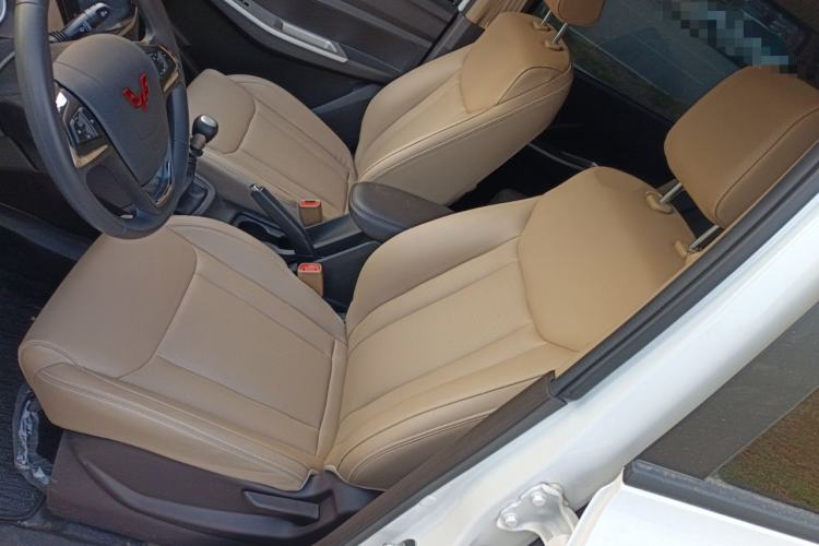 Used Wuling Hongguang 2021 1.5L S Comfort Edition LAR