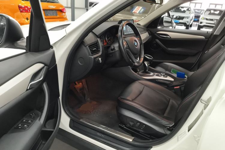 Used BMW X1 2014 sDrive18i Fashion Model
