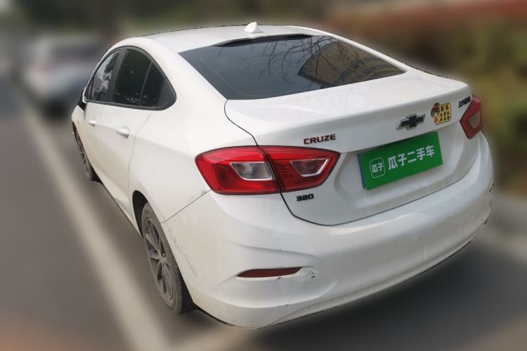Used Chevrolet Cruze 2018 Redline 320 Automatic Pioneer Edition
