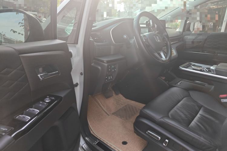 Used Honda Elysion 2024 2.0L eHEV Luxury Edition Driver Seat