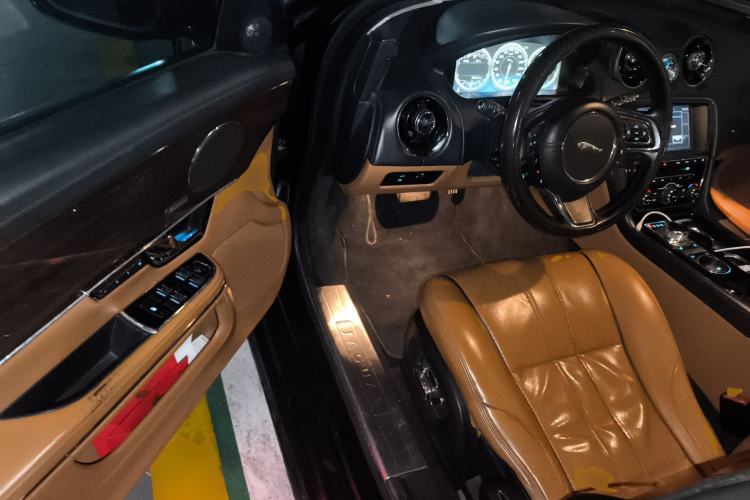 Used Jaguar XJ 2013 XJL 3.0 SC Flagship Business Edition Driver Seat