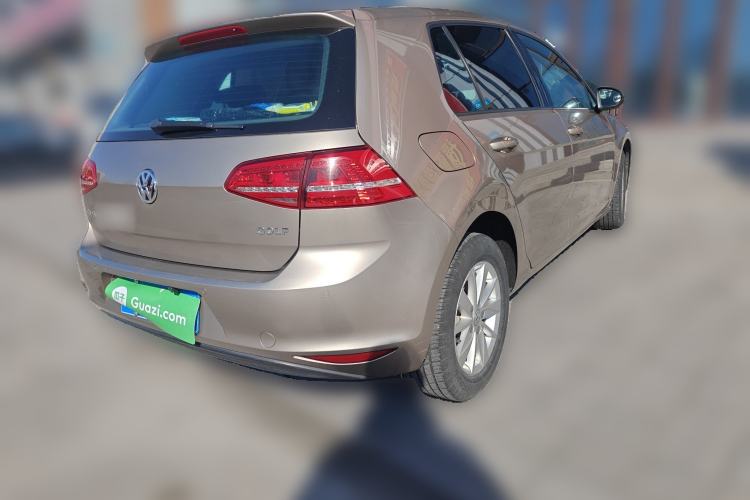 Used Volkswagen Golf 2016 1.6L Automatic Fashion Model
