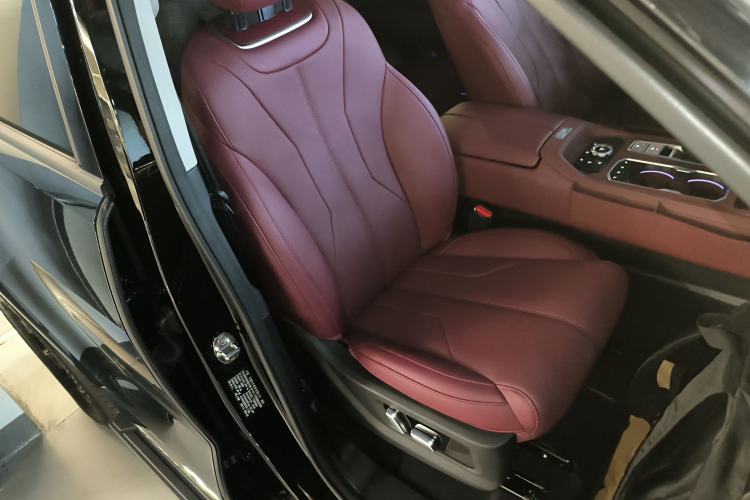 Used Tank 400 New Energy 2024 Hi4-T City Edition Right Front Seat