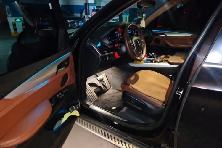 Used BMW X5  Interior 3