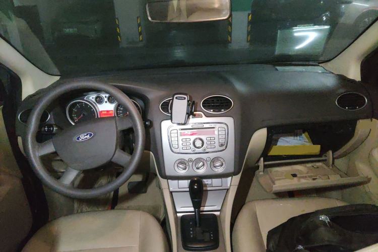 Used Ford Focus 2011 Hatchback 1.8L Automatic Fashion Edition
