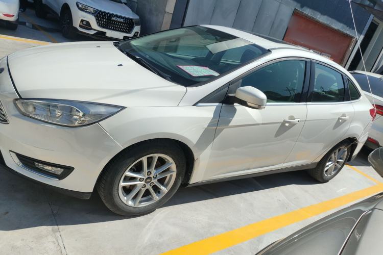 Used Ford Focus 2015 Sedan EcoBoost 180 Automatic Elite Model